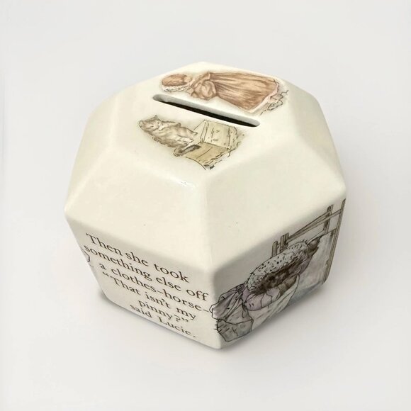 Vintage Wedgwood Beatrix Potter Mrs. Tiggy-Winkle Porcelain Coin Bank - Picture 2 of 9